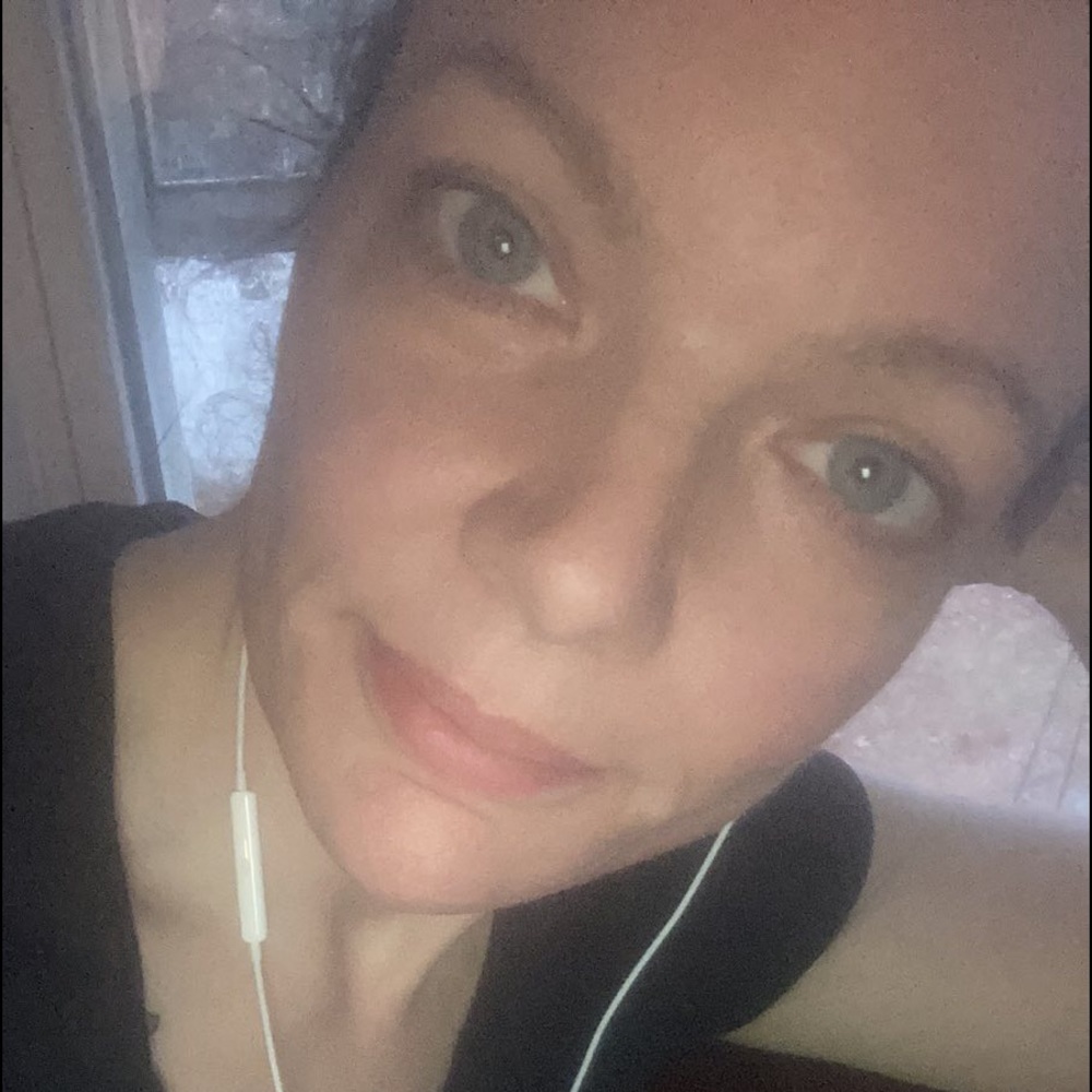 Meet your Posher, Denise